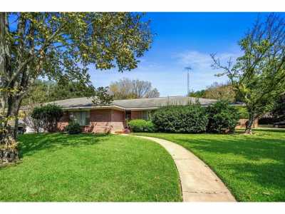 Home For Sale in Prairie View, Texas