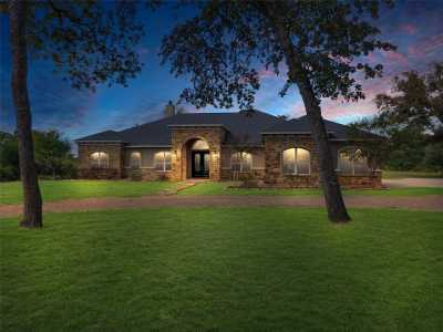 Home For Sale in Bellville, Texas