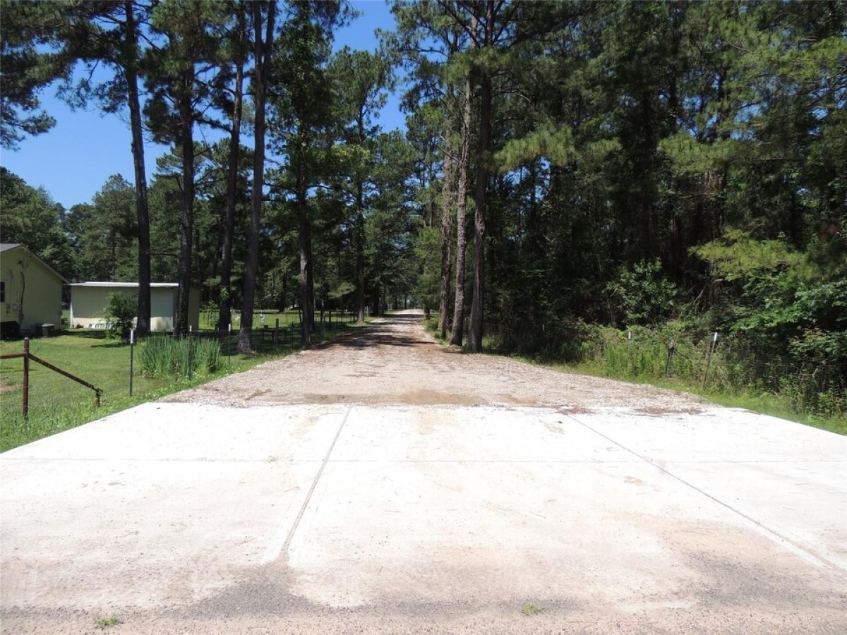 Picture of Home For Sale in Navasota, Texas, United States