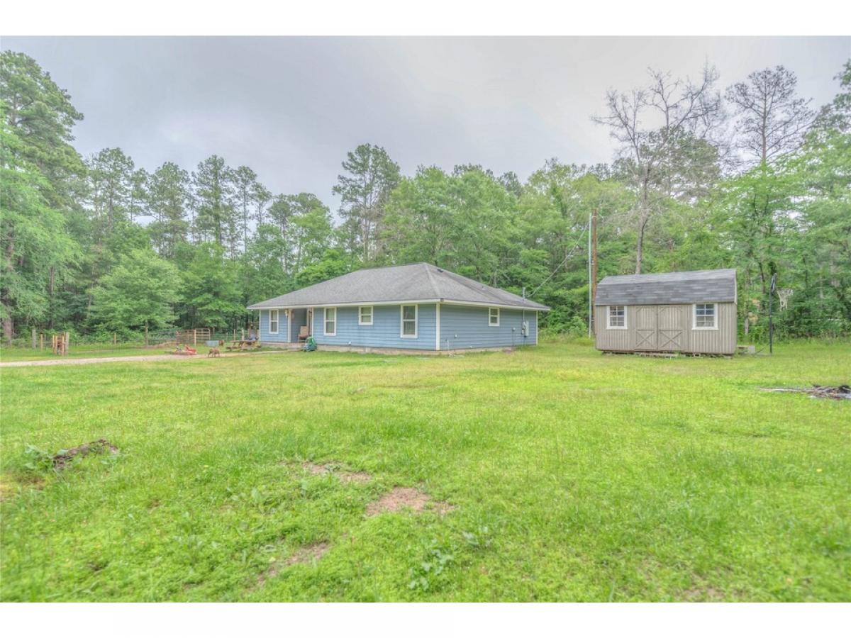 Picture of Home For Sale in Plantersville, Texas, United States