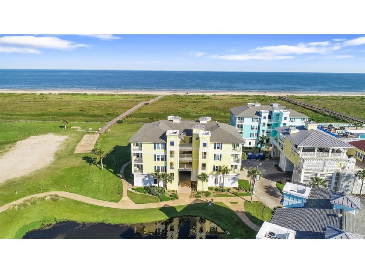 Picture of Home For Sale in Galveston, Texas, United States