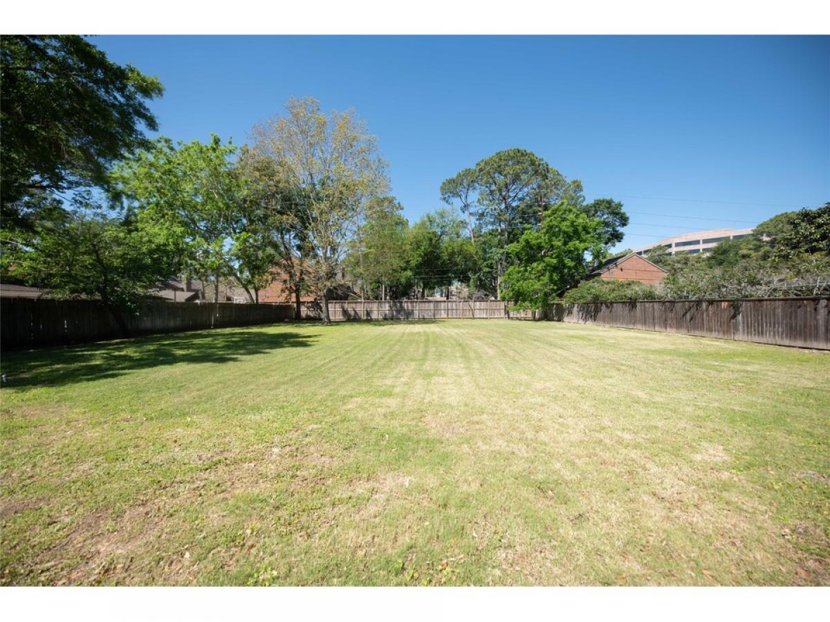 Picture of Home For Sale in Houston, Texas, United States