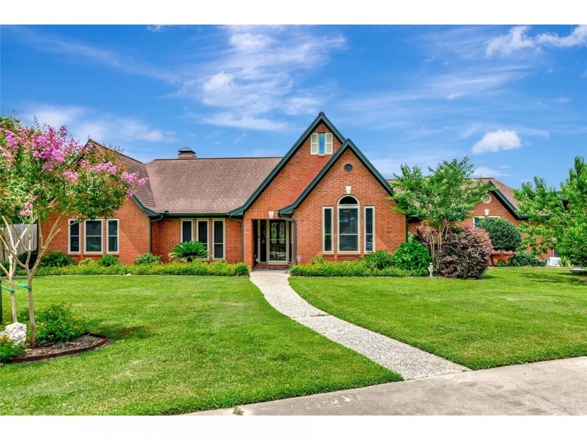 Picture of Home For Sale in Santa Fe, Texas, United States