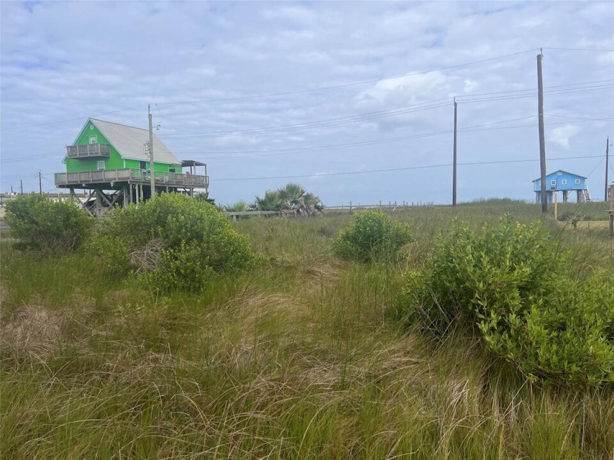 Picture of Residential Land For Sale in Surfside Beach, Texas, United States