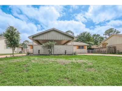 Home For Sale in La Porte, Texas