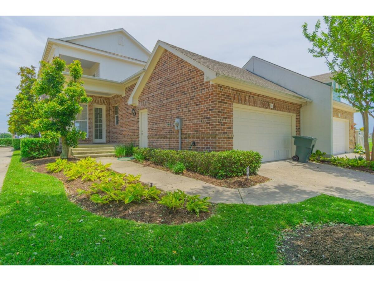 Picture of Home For Sale in Galveston, Texas, United States