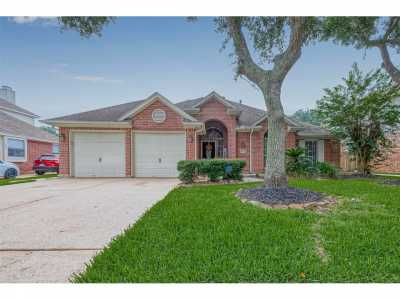 Home For Sale in Pearland, Texas