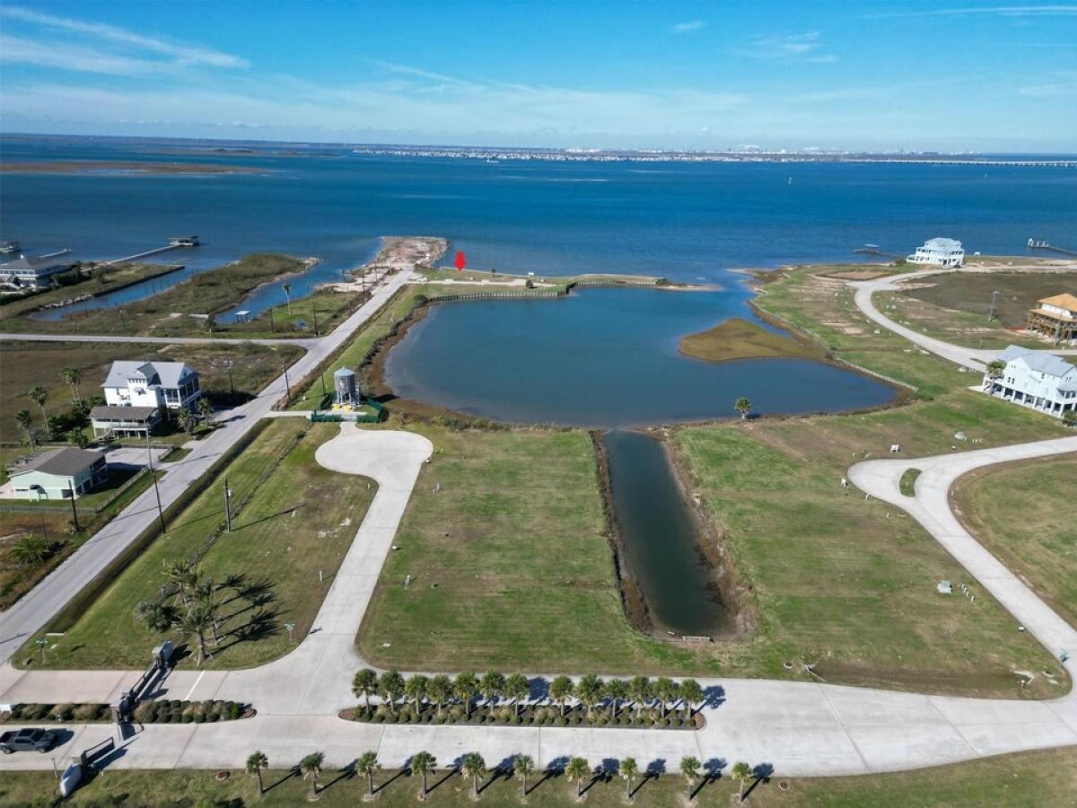 Picture of Home For Sale in Galveston, Texas, United States