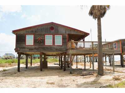 Home For Sale in Surfside Beach, Texas