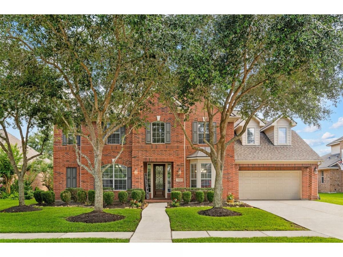 Picture of Home For Sale in Friendswood, Texas, United States