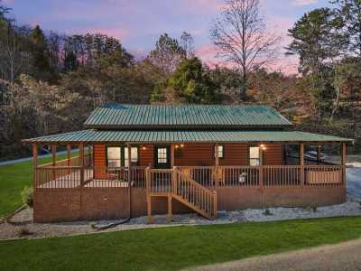 Home For Sale in Sevierville, Tennessee