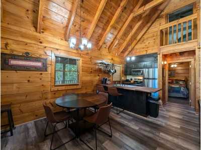 Home For Sale in Pigeon Forge, Tennessee