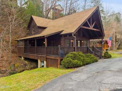 Home For Sale in Pigeon Forge, Tennessee