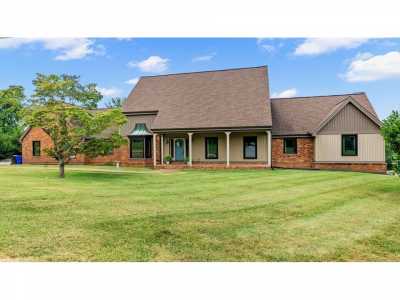 Home For Sale in Morristown, Tennessee