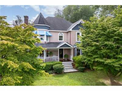 Home For Sale in Lower Saucon Twp, Pennsylvania