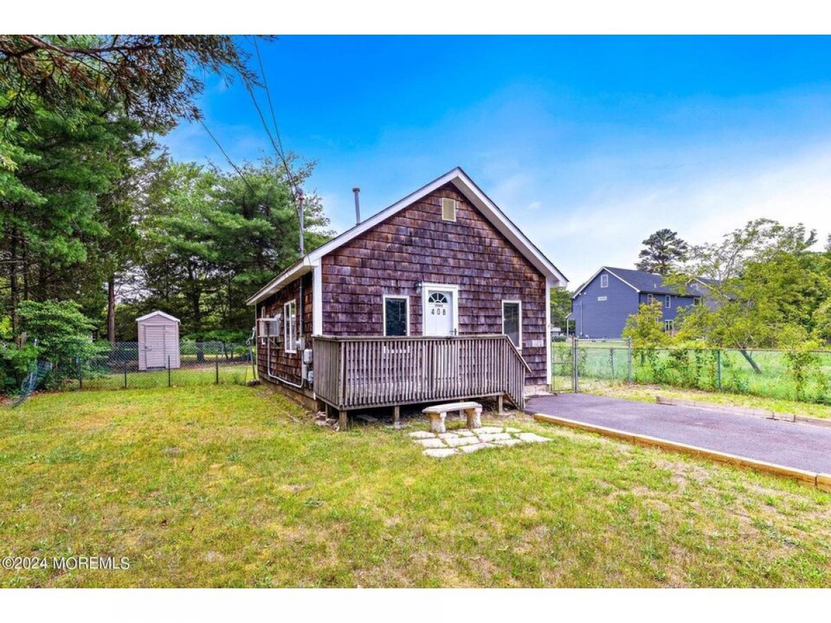 Picture of Home For Sale in Brick, New Jersey, United States