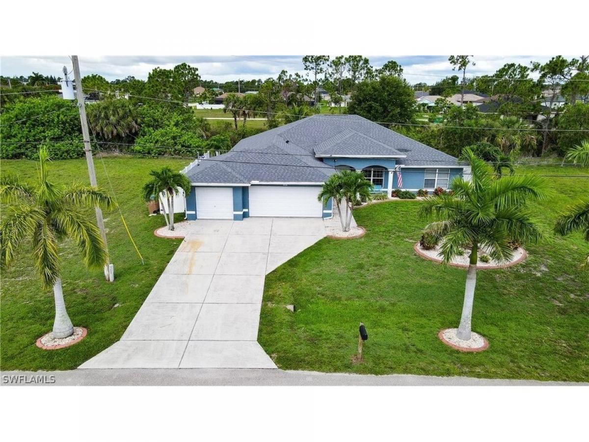 Picture of Home For Sale in Cape Coral, Florida, United States