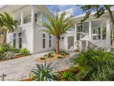 Home For Sale in Captiva, Florida