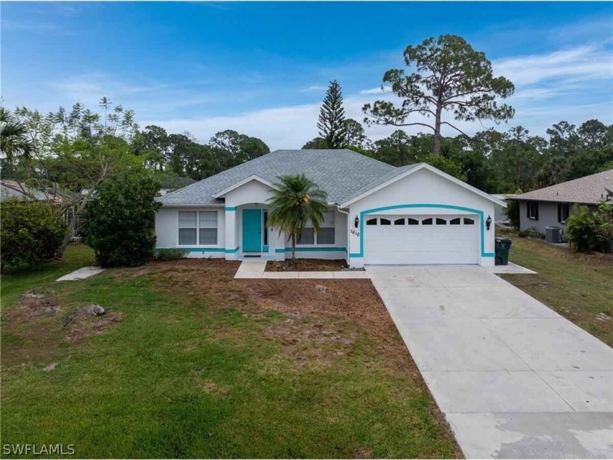 Picture of Home For Sale in North Port, Florida, United States