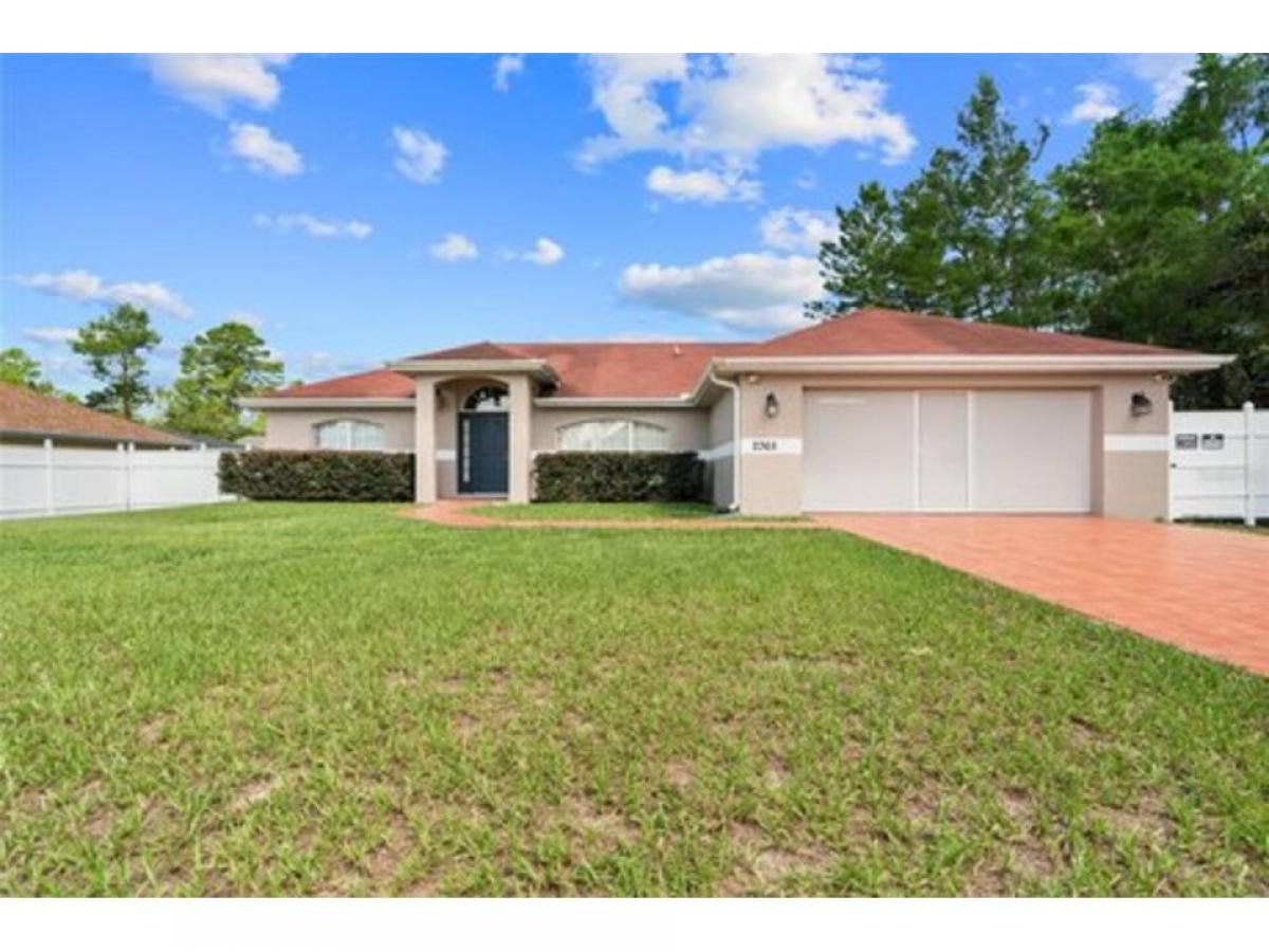 Picture of Home For Sale in Ocala, Florida, United States