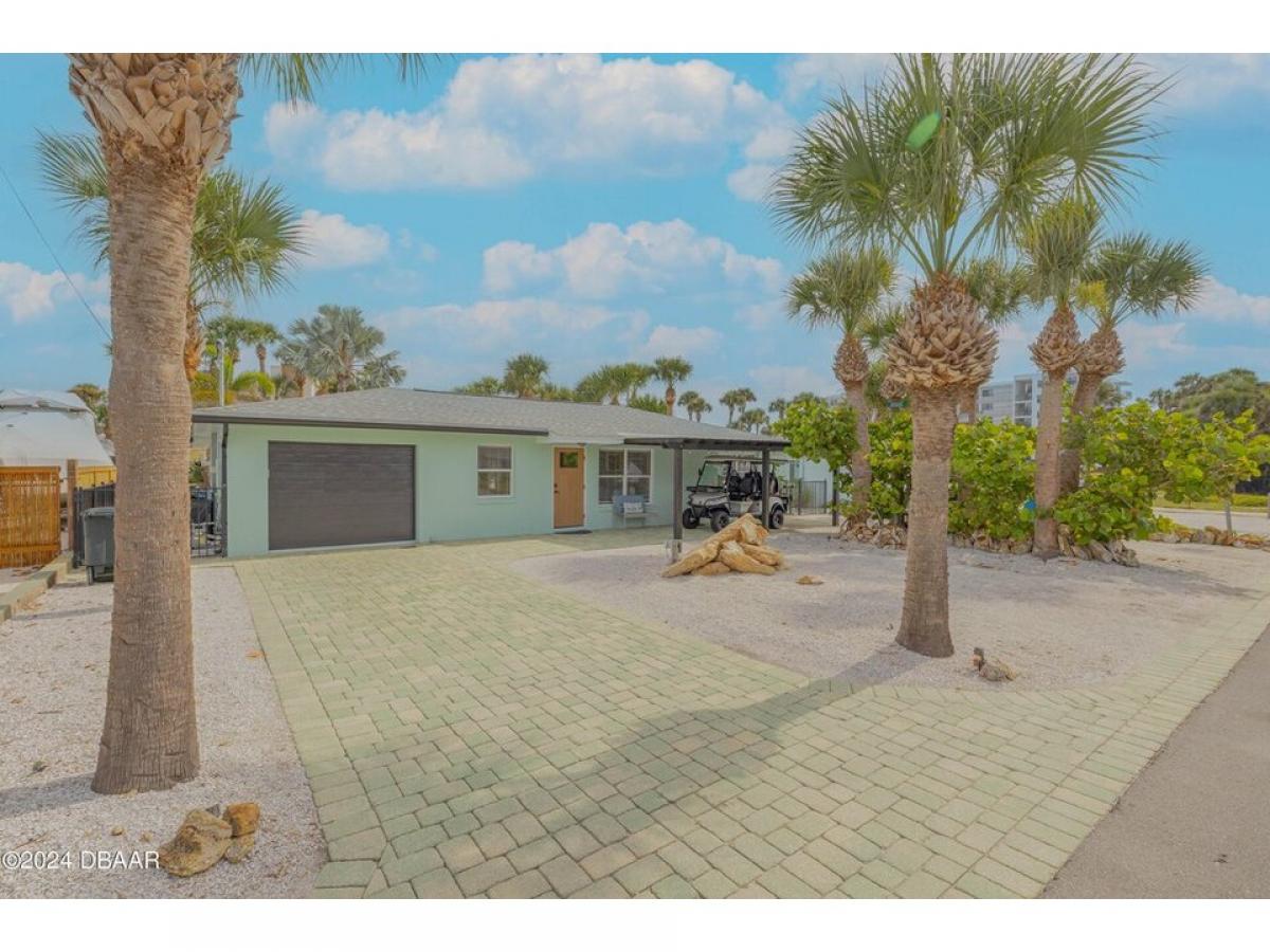 Picture of Home For Sale in New Smyrna Beach, Florida, United States