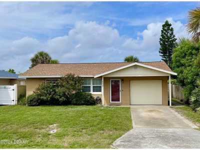 Home For Sale in Port Orange, Florida