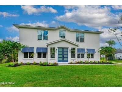 Home For Sale in New Smyrna Beach, Florida