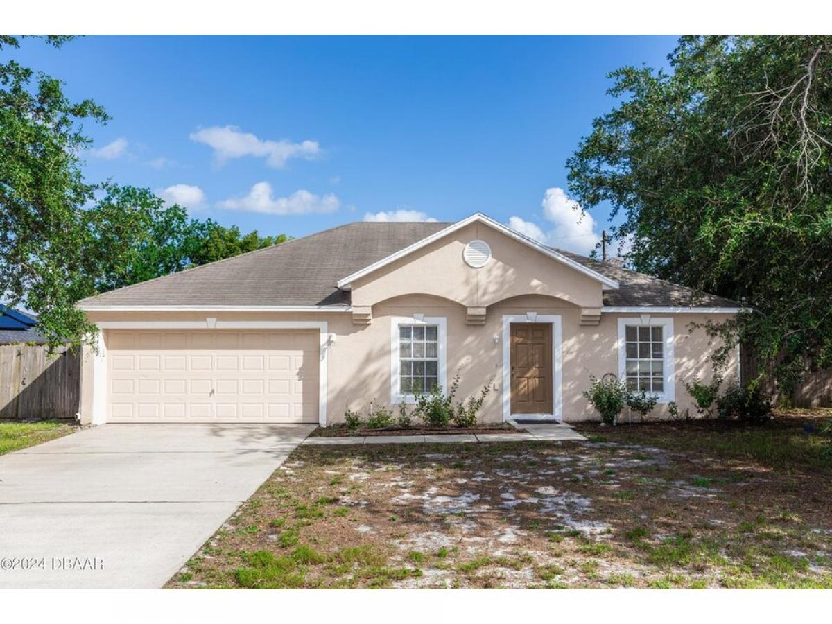 Picture of Home For Sale in Deltona, Florida, United States