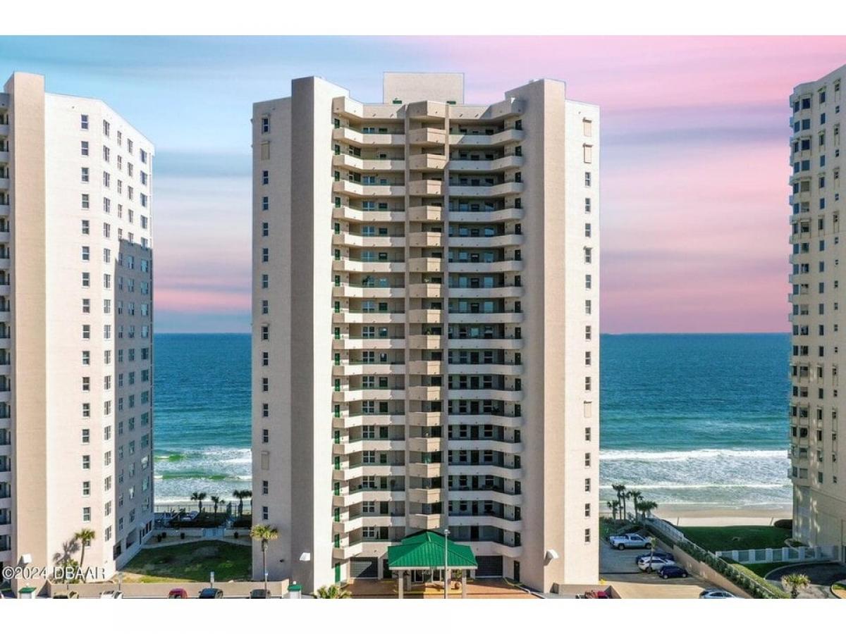 Picture of Home For Sale in Daytona Beach Shores, Florida, United States