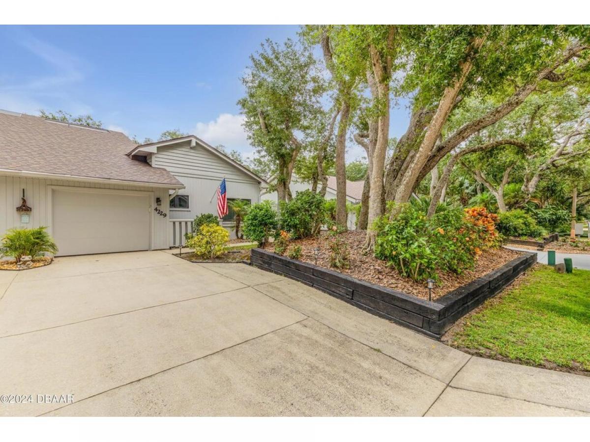 Picture of Home For Sale in New Smyrna Beach, Florida, United States