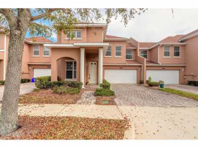 Home For Sale in New Smyrna Beach, Florida