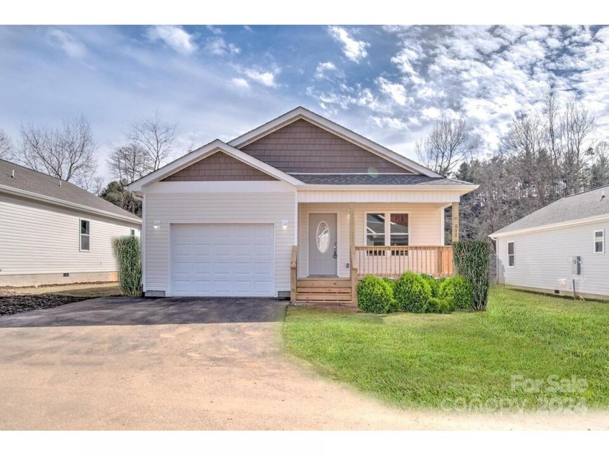 Picture of Home For Sale in Mars Hill, North Carolina, United States