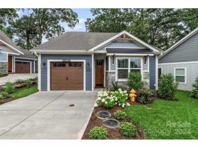 Home For Sale in Arden, North Carolina