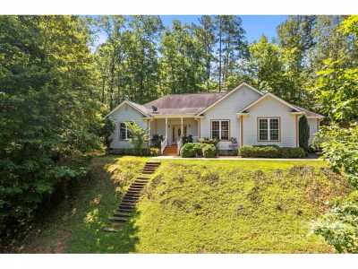 Home For Sale in Mill Spring, North Carolina