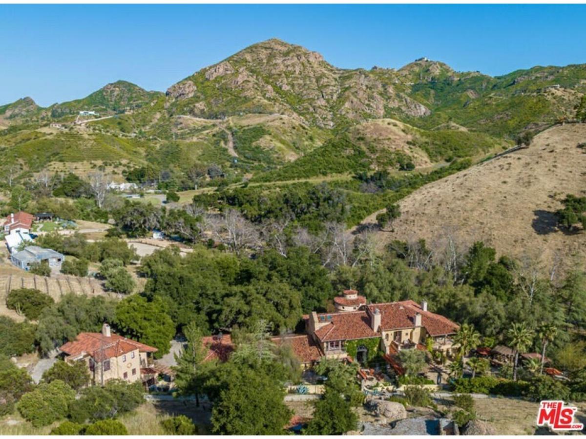 Picture of Home For Sale in Agoura Hills, California, United States