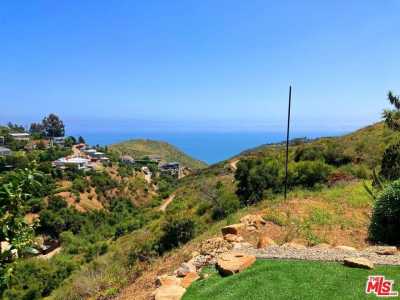 Residential Land For Sale in Malibu, California