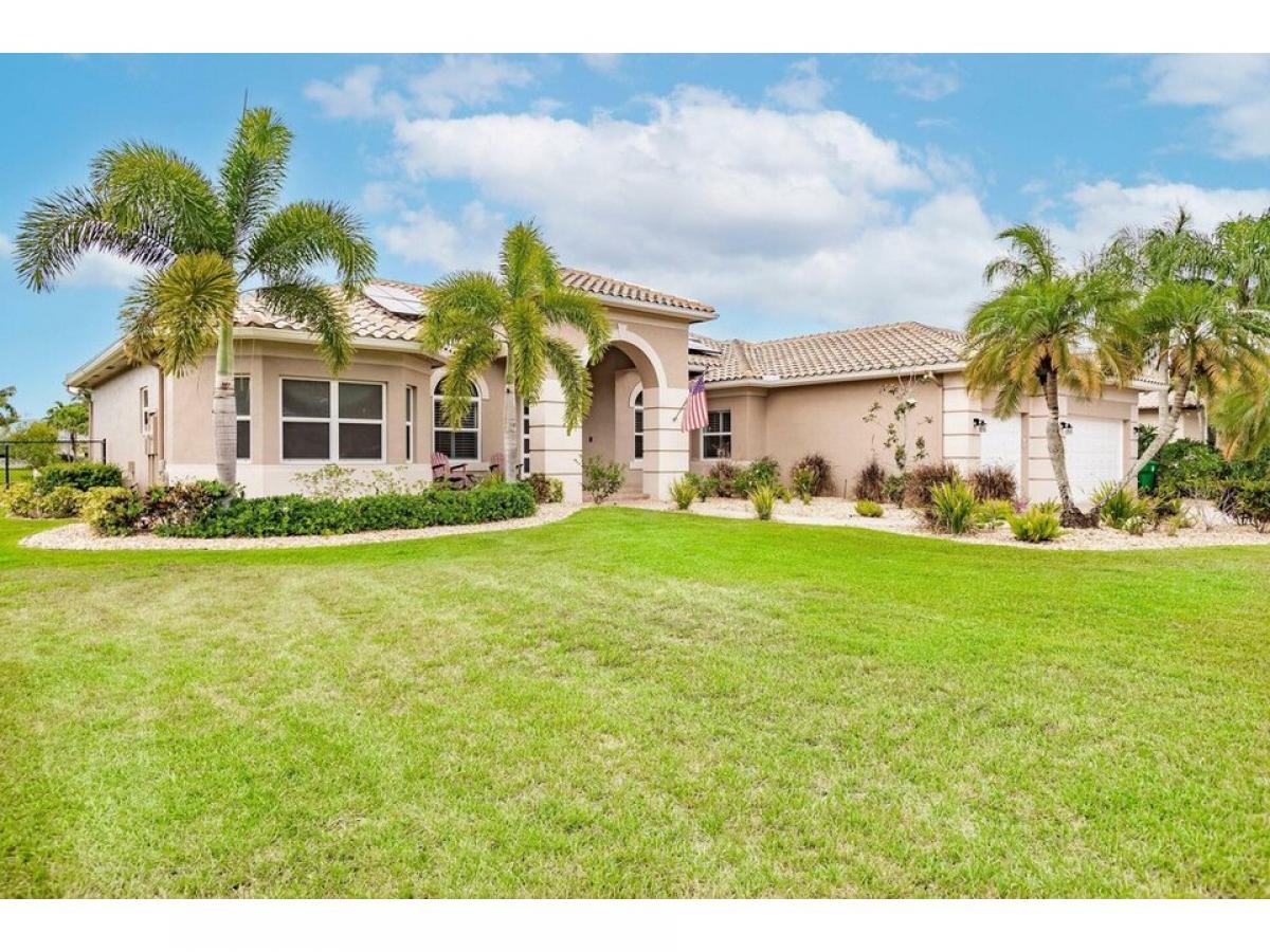 Picture of Home For Sale in Davie, Florida, United States