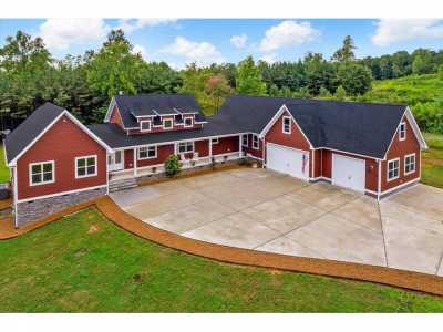 Home For Sale in Jasper, Tennessee