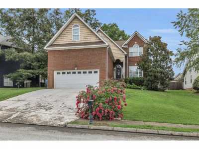 Home For Sale in Ooltewah, Tennessee