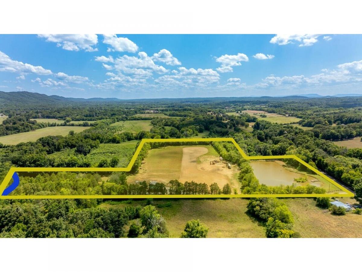 Picture of Residential Land For Sale in Ooltewah, Tennessee, United States