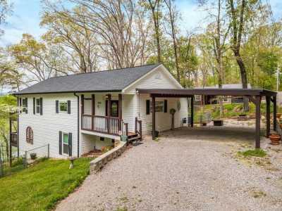 Home For Sale in Soddy Daisy, Tennessee