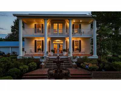 Home For Sale in Maryville, Tennessee