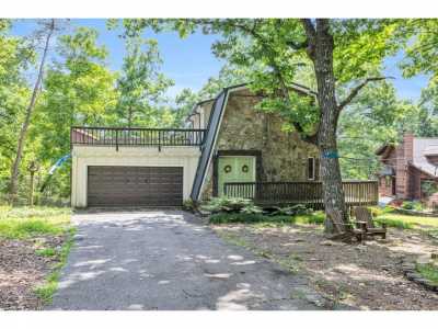 Home For Sale in Signal Mountain, Tennessee