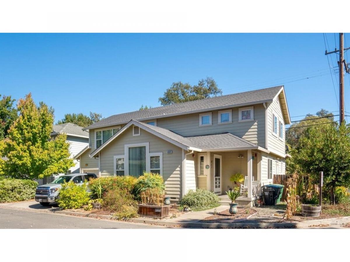 Picture of Home For Sale in Forestville, California, United States