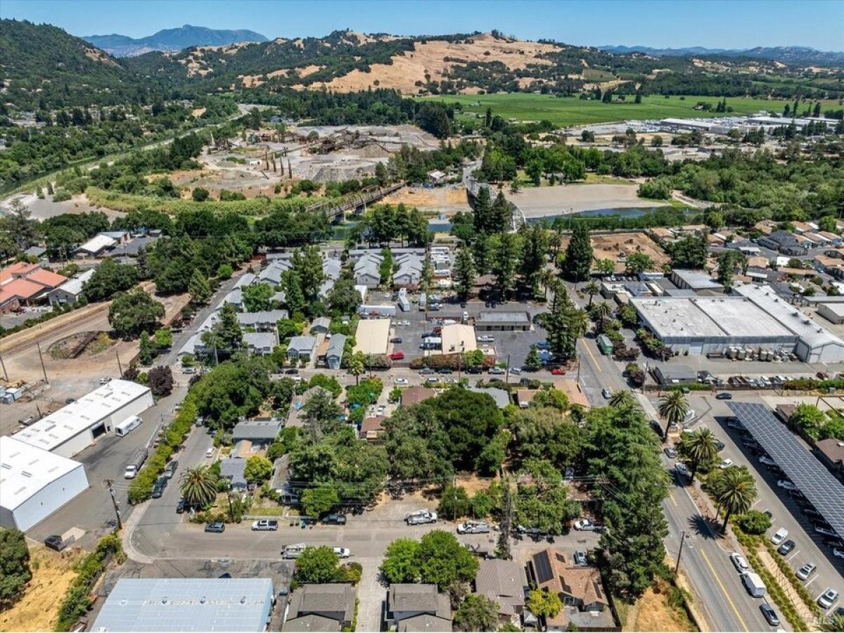 Picture of Residential Land For Sale in Healdsburg, California, United States