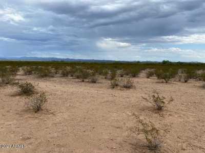 Residential Land For Sale in Wittmann, Arizona