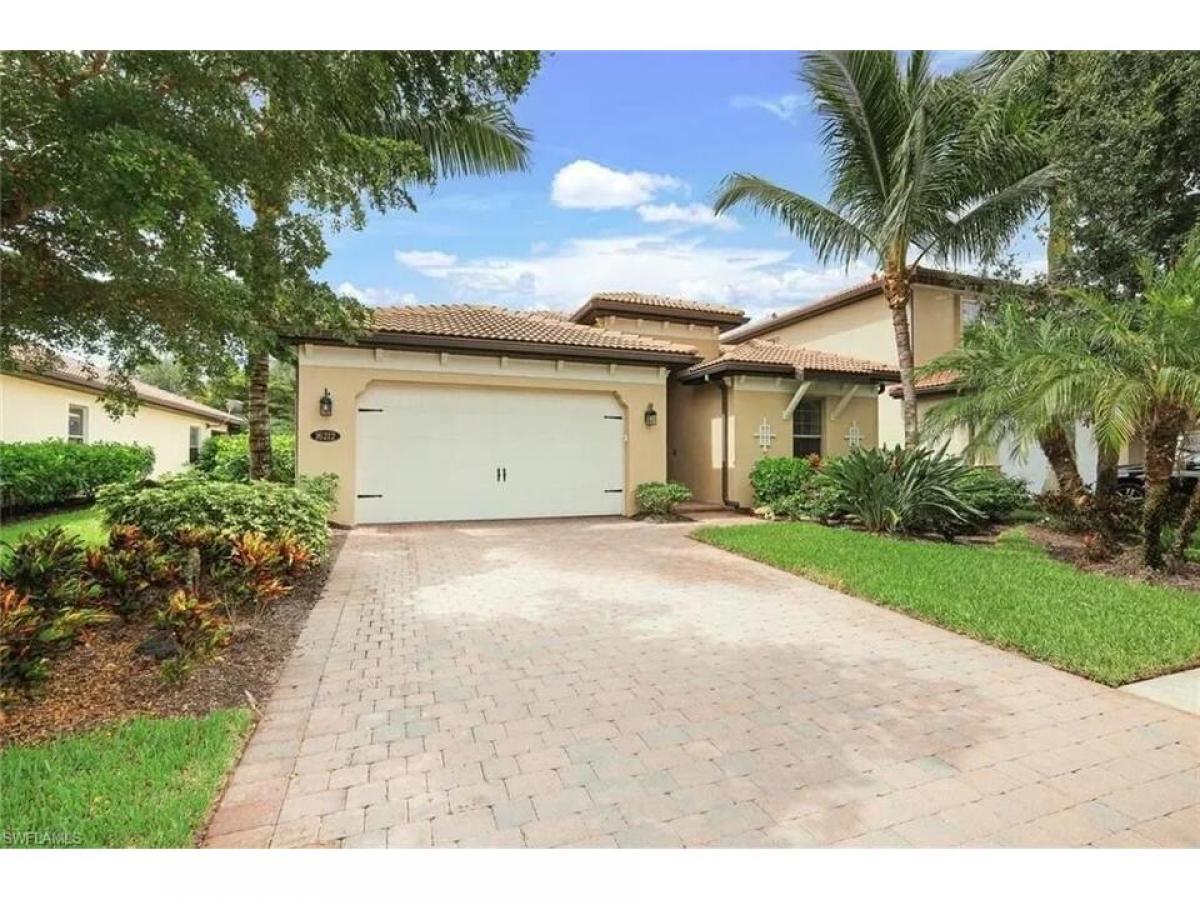 Picture of Home For Sale in Naples, Florida, United States