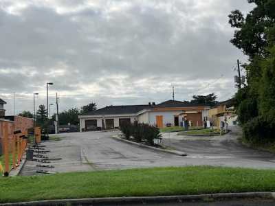 Commercial Building For Sale in Sevierville, Tennessee