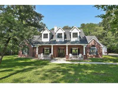 Home For Sale in Magnolia, Texas