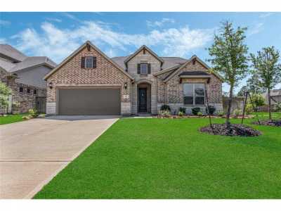 Home For Sale in Pinehurst, Texas